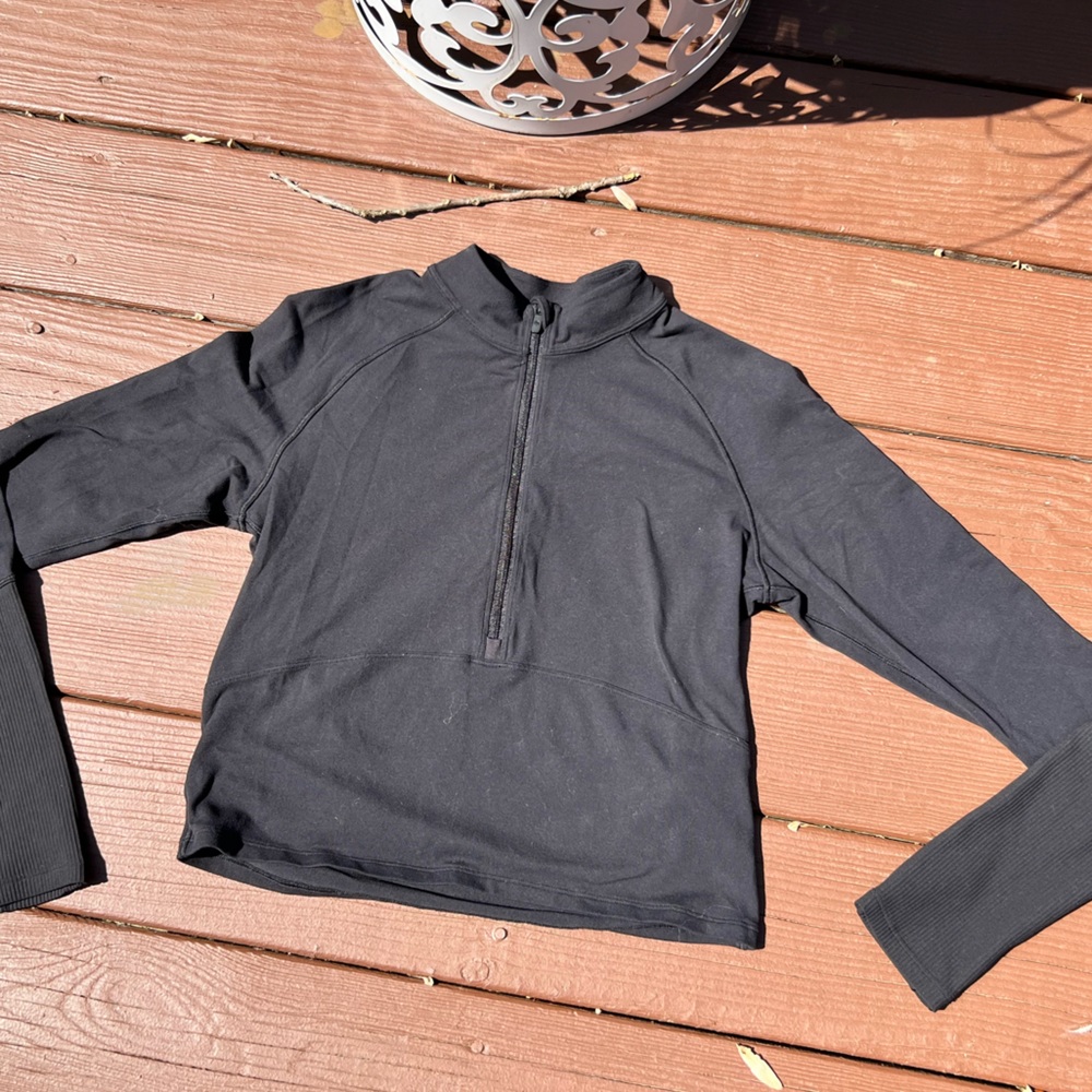 Lululemon Cropped Halfzip - image 1